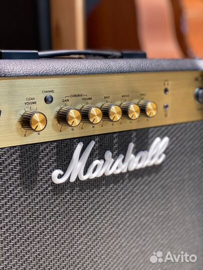 Комбоусилитель Marshall mg15