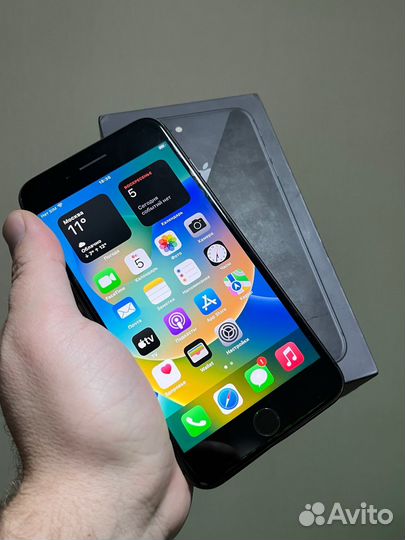 iPhone 8 Plus, 64 ГБ