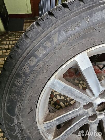 Nokian Tyres Hakkapeliitta 7 215/70 R17