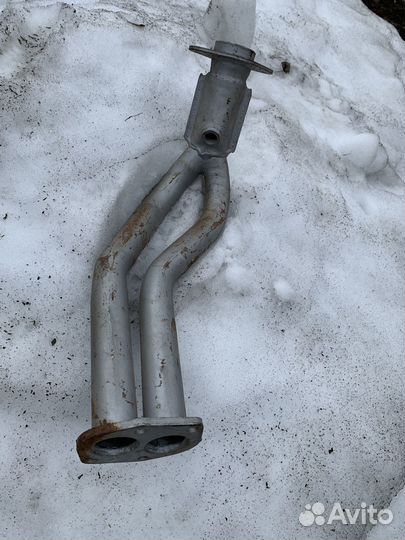 Приёмная труба ваз 2108,09,099. 2114,15