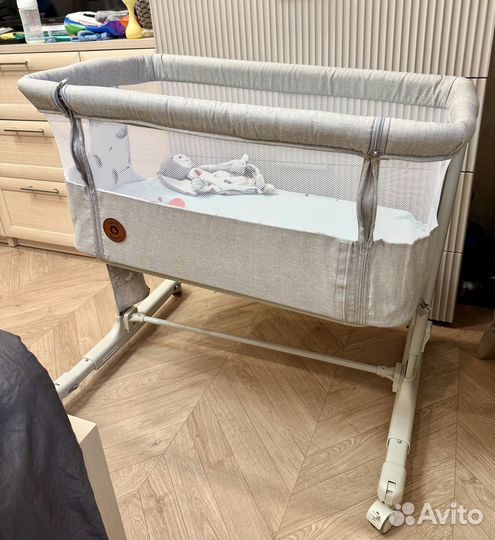 Приставная кроватка
