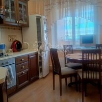 2-к. квартира, 60 м², 3/10 эт.