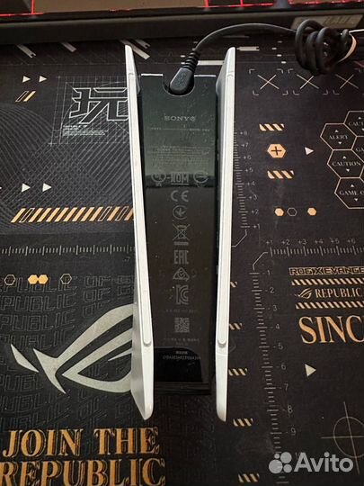 Зарядная станция для геймпадов Dualsense PS5