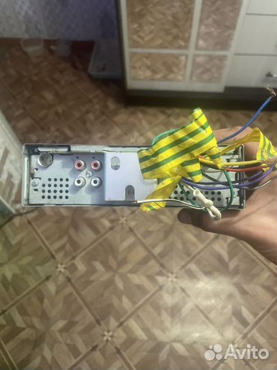 Музыка в автомобили