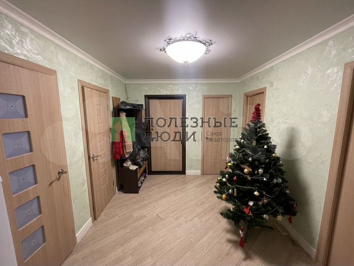 3-к. квартира, 82 м², 13/16 эт.