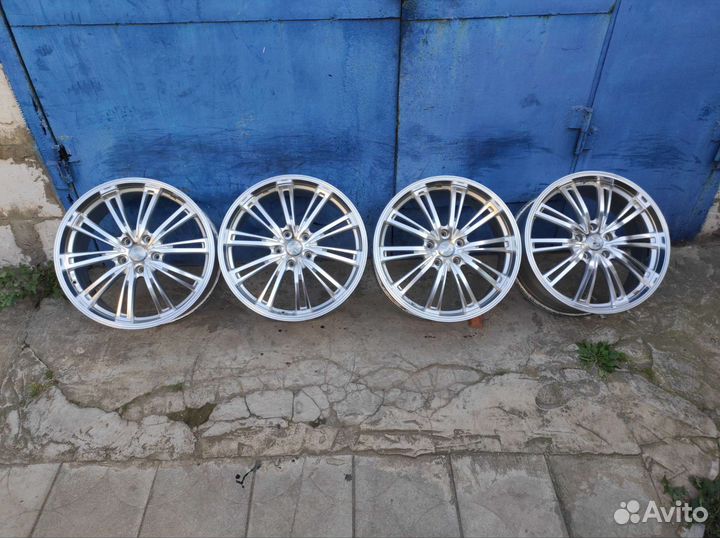 R19 Accelera 651 Sport 245/40, PCD 5x114.3 DIA 73.1