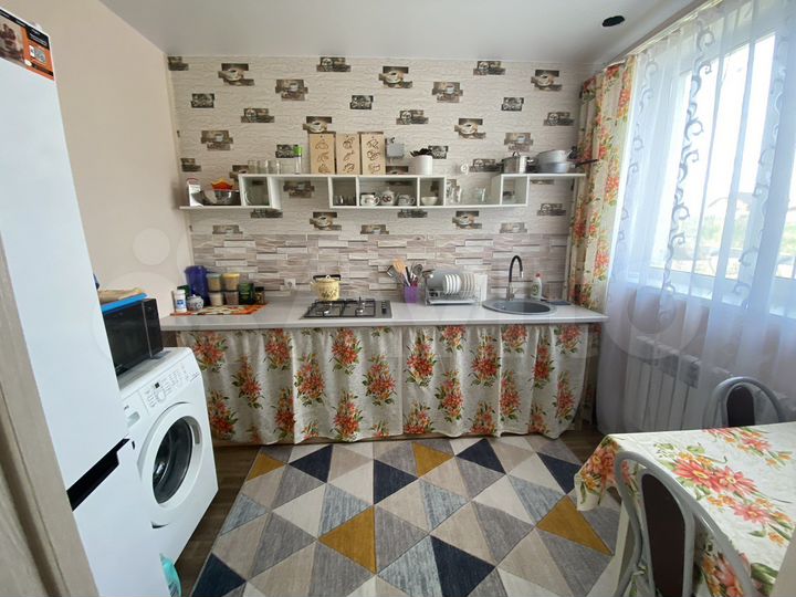 Дом 30 м² на участке 5 сот.