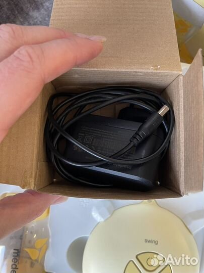 Молокоотсос электрический medela swing flex