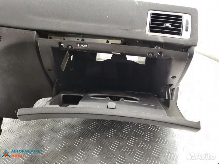 Панель передняя салона (торпедо) Peugeot 307 2003