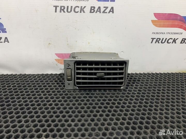 Дефлектор воздушный Iveco Stralis