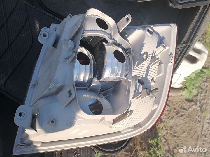 Фонарь задний левый. Шкода рапид 2016
