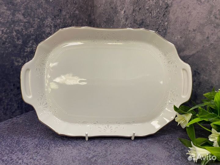 Поднос с ручками 