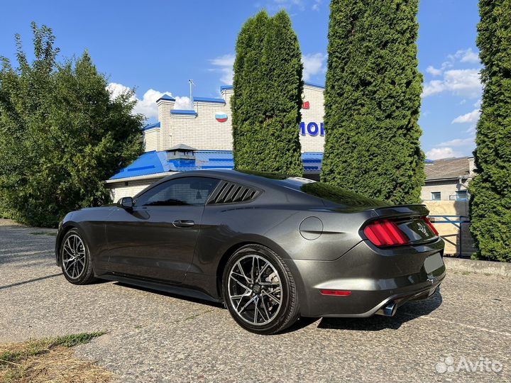 Ford Mustang, 2016