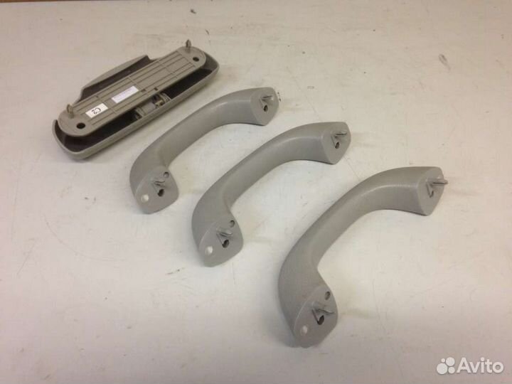 Ручка потолочная на Chevrolet Aveo I (T200/T250)