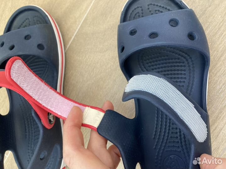 Сандали crocs c12