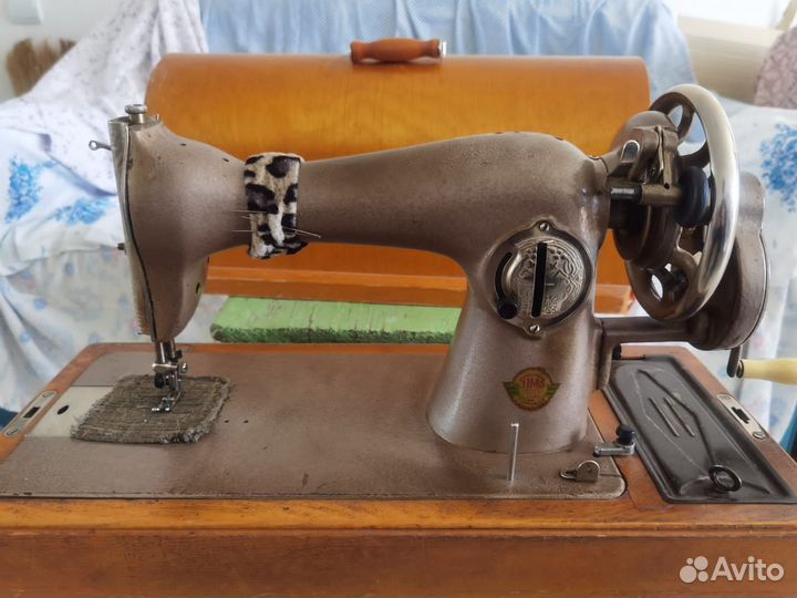 Швейная машинка