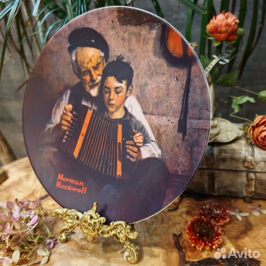 Антиквариат из Европы. Декоративная тарелка 1981г