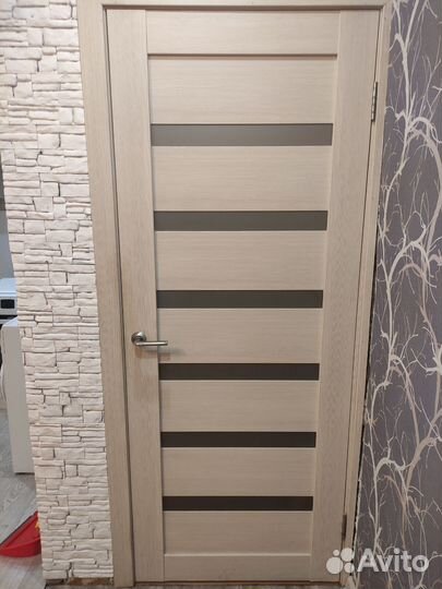 Межкомнатная дверь бу (полотно 80х200)