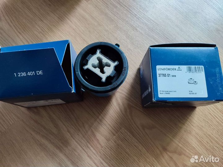 Сайлентблок задней балки Lemforder 37765 01