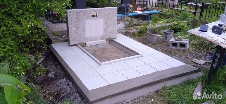 Выполняем работы на кладбище,установка памятников