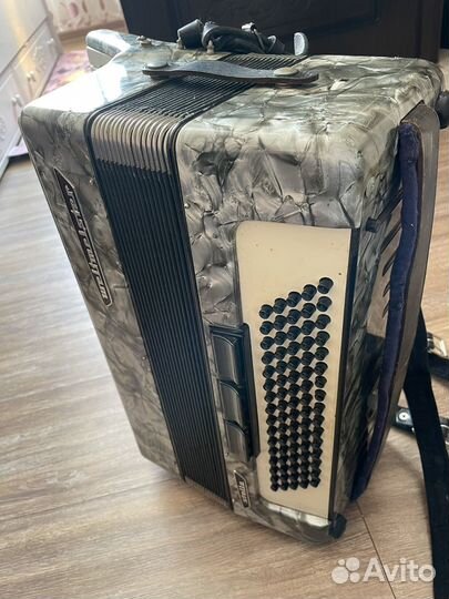 Аккордеон weltmeister stella