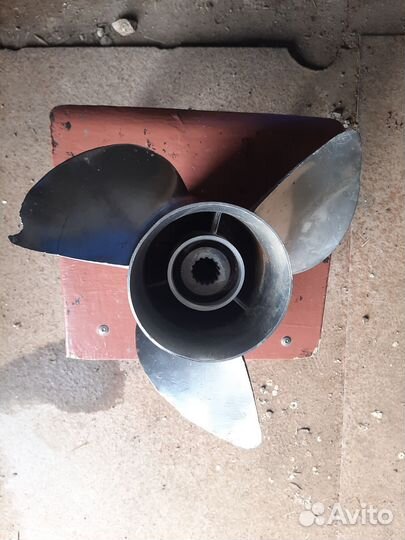 Винт для лодочного мотор