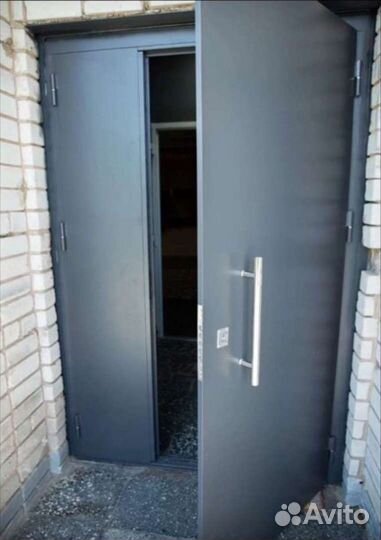 Дверь входная, техническая