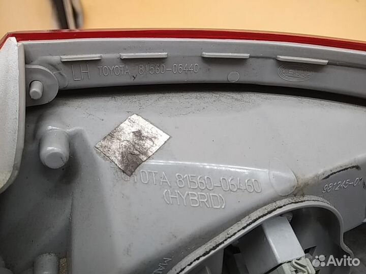 Фонарь задний наружный левый Toyota Camry