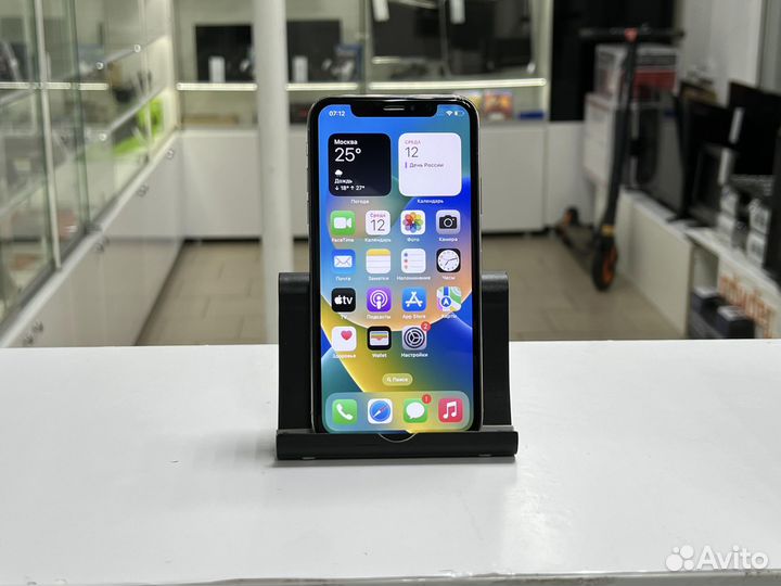 iPhone X, 256 ГБ