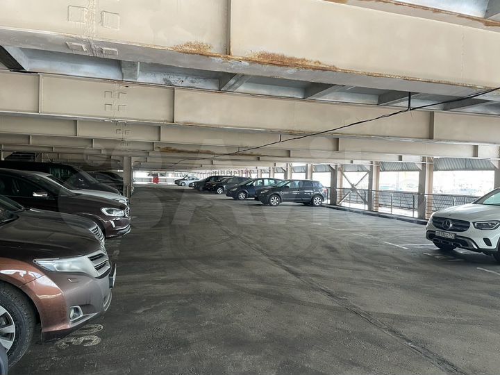 Машиноместо, 16 м²