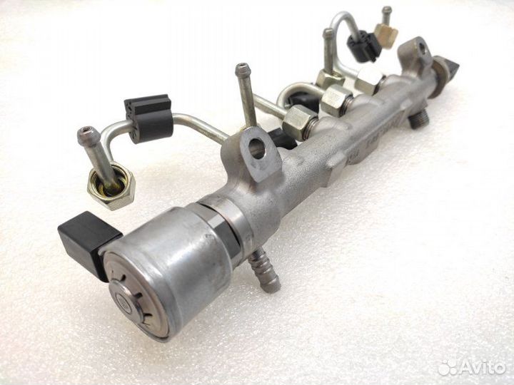 Топливная рейка (рампа) Volkswagen Tiguan 2 1.6D