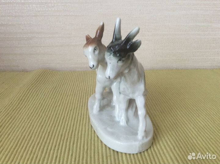 Статуэтка «Козлик и козочка» Германия 40 е годы