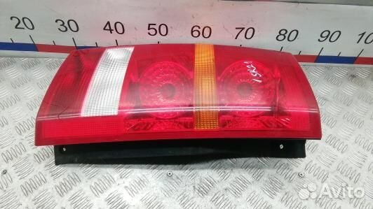Фонарь задний левый land rover discovery 3 (1SK21M