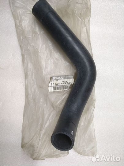 Патрубок радиатора ниссан D22 21501VK500