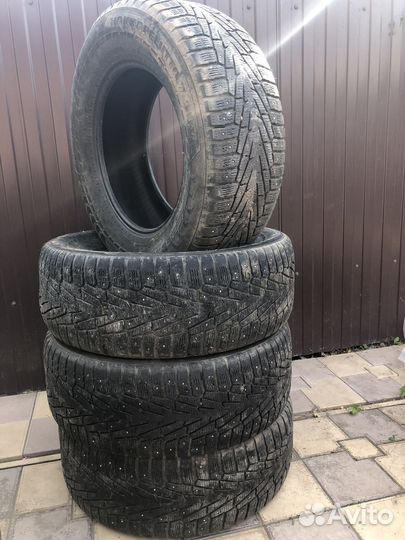 Nokian Tyres Hakkapeliitta 7 285/60 R18