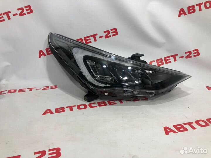 Hyundai Solaris 20- LED Фара правая 2021