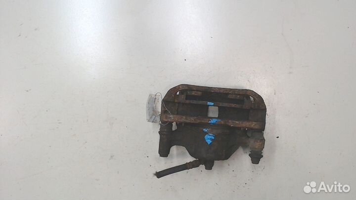 Суппорт Hyundai Accent, 2005