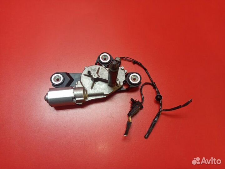Моторчик стеклоочистителя задний Ford Focus CB4