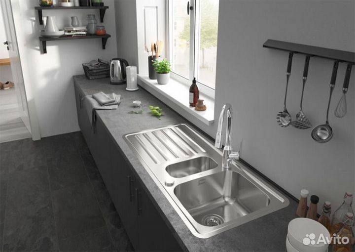 Смеситель для кухни Hansgrohe Focus M42 7180000