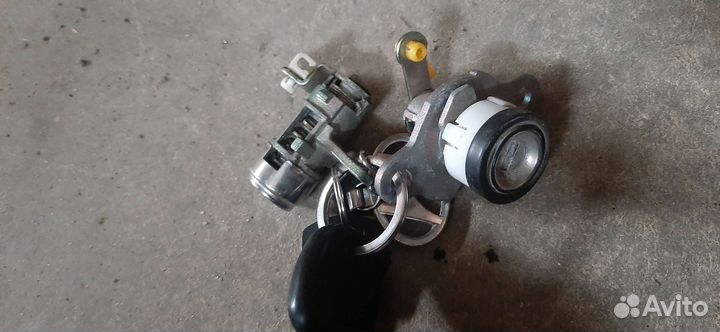 Hyundai Solaris замок зажигания