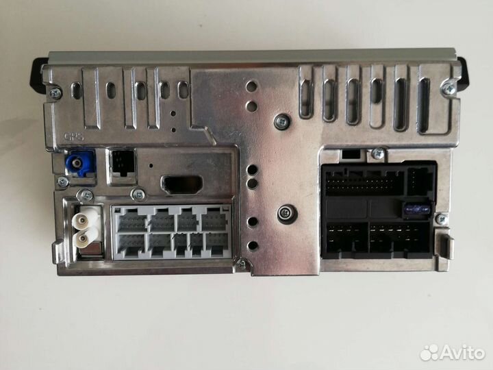 Продам магнитолу тойота рав 4