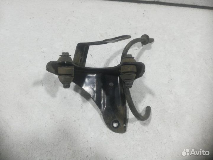 Кронштейн передний Chevrolet Aveo T300 2011-2015