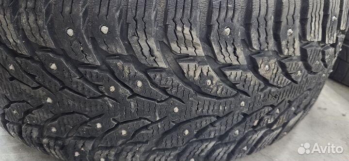 Nokian Tyres Hakkapeliitta 9 SUV 245/45 R20