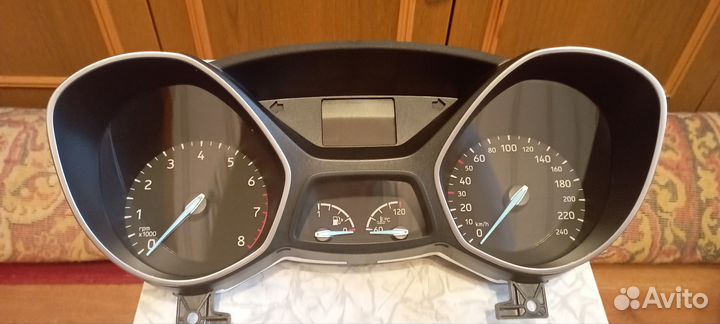 Щиток приборов ford focus 3