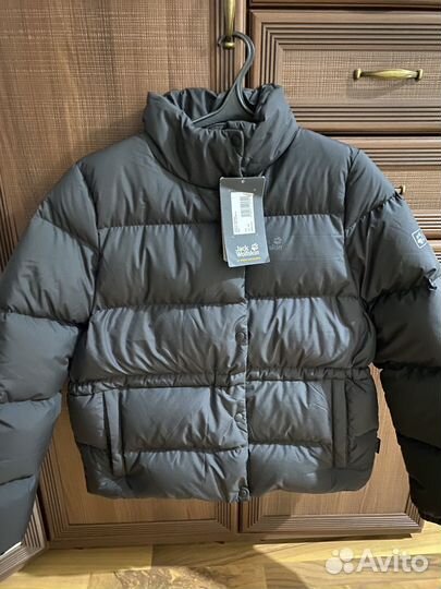 Пуховик женский