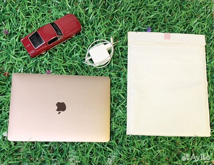 Macbook Air 13 m1 2020 Ростест Отличный