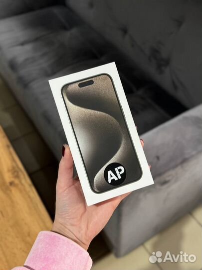 iPhone 15 Pro, 256 ГБ