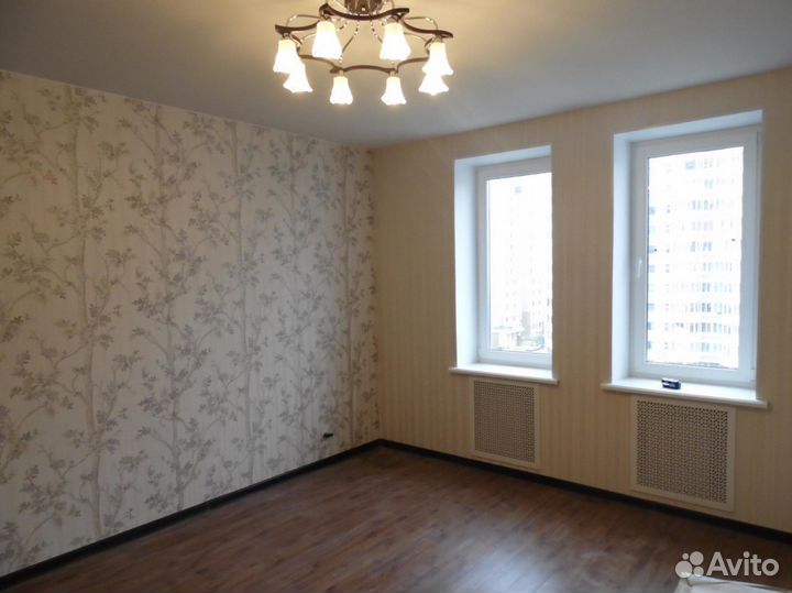 Поклейка обоев, шпаклевка, покраска