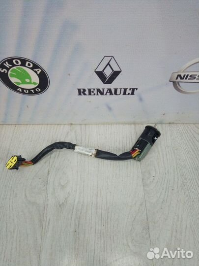 Замок зажигания Renault sandero