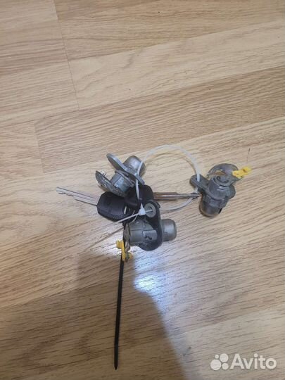 Личинка замков hyundai accent